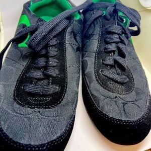 Black on black canvas with/suede tip lace up sneaker.